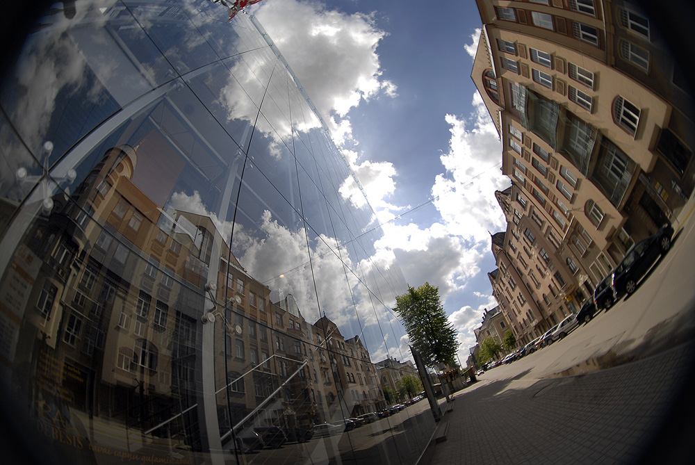 Reflections_and_a_fisheye_by_segglehellet.jpg