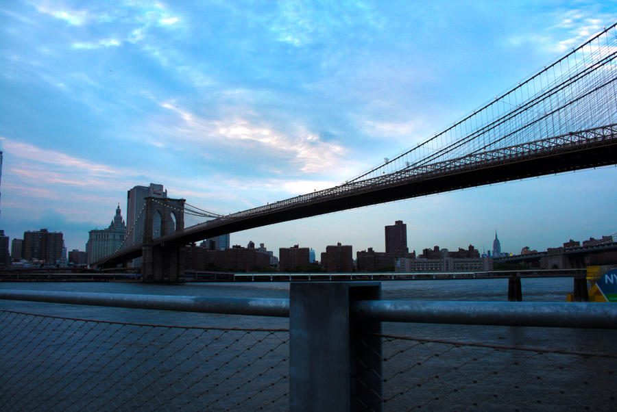 Brooklyn_Bridge_by_krew790.jpg