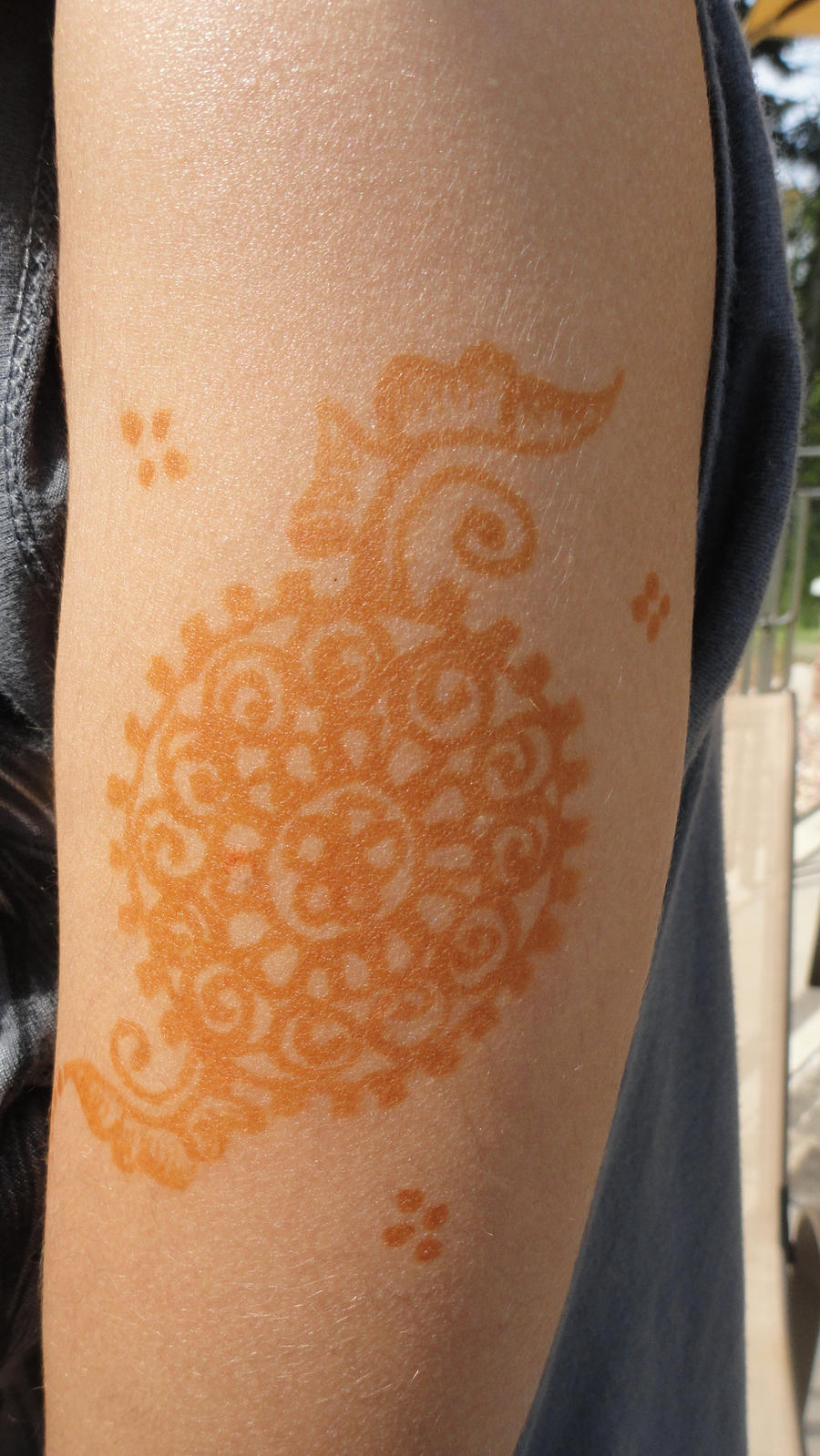 Body Art Henna Tattoo by