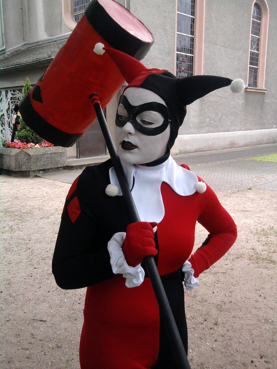  - my_harley_quinn_costume_by_emperorsteele92-d4wafu4