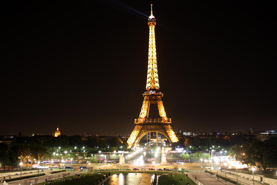 eiffel_tower_by_night_iii_by_miss_pictur