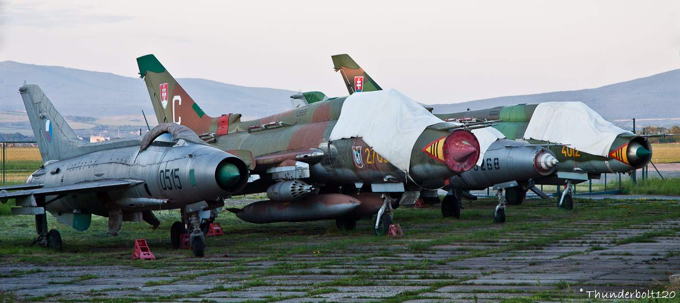 Mig-21F-13 and Su-22M4 and Mig-21UM and Su-22M4