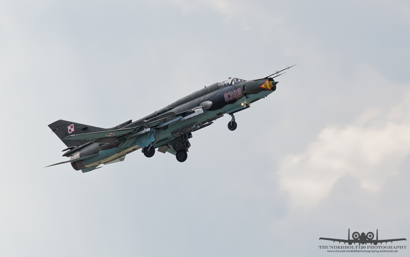 Sukhoi Su-22M4 8308